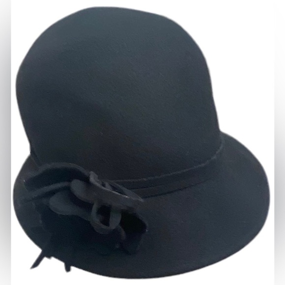 Magid Women’s Solid Black Wool Blend Hat With Brim & Fabric Flowers One Size - Picture 2 of 7